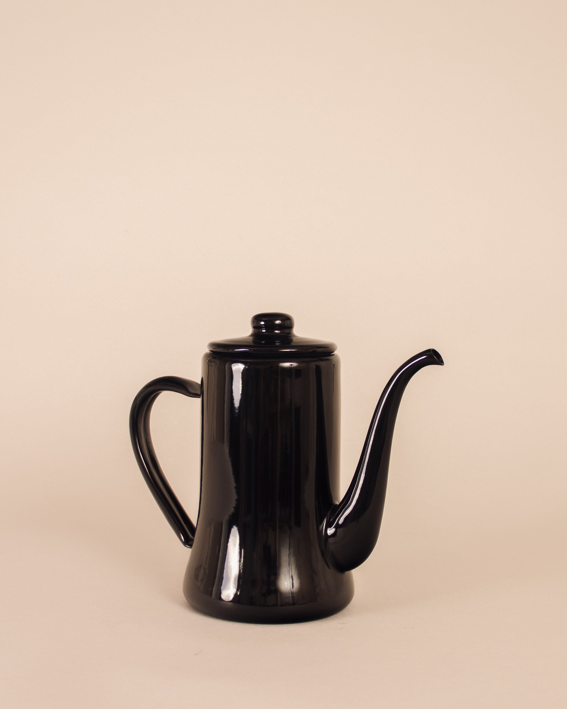 Tsukiusagi Black Slim Teapot - GOOD FRIEND