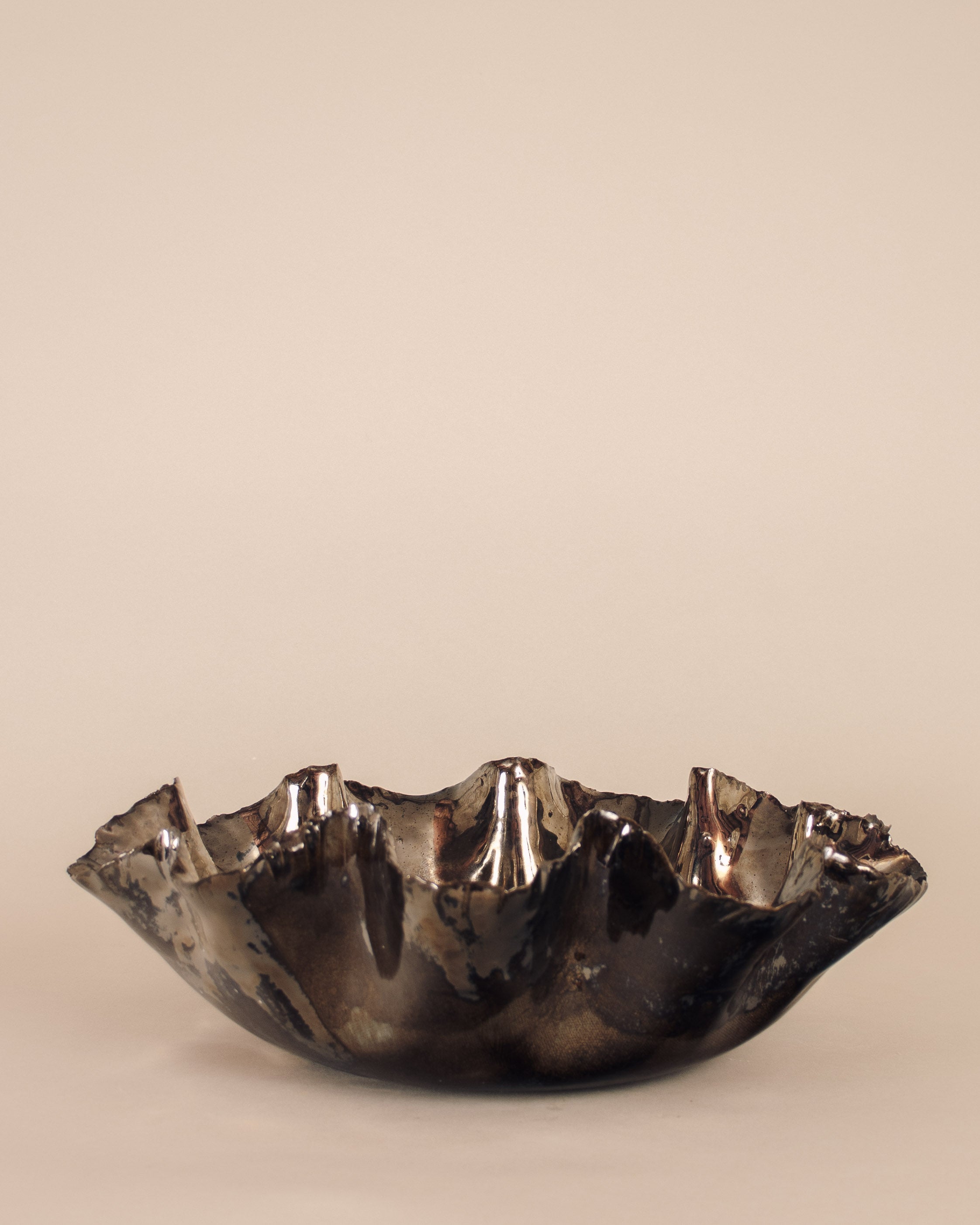 Warped Bowl in Mirror - GOOD FRIEND