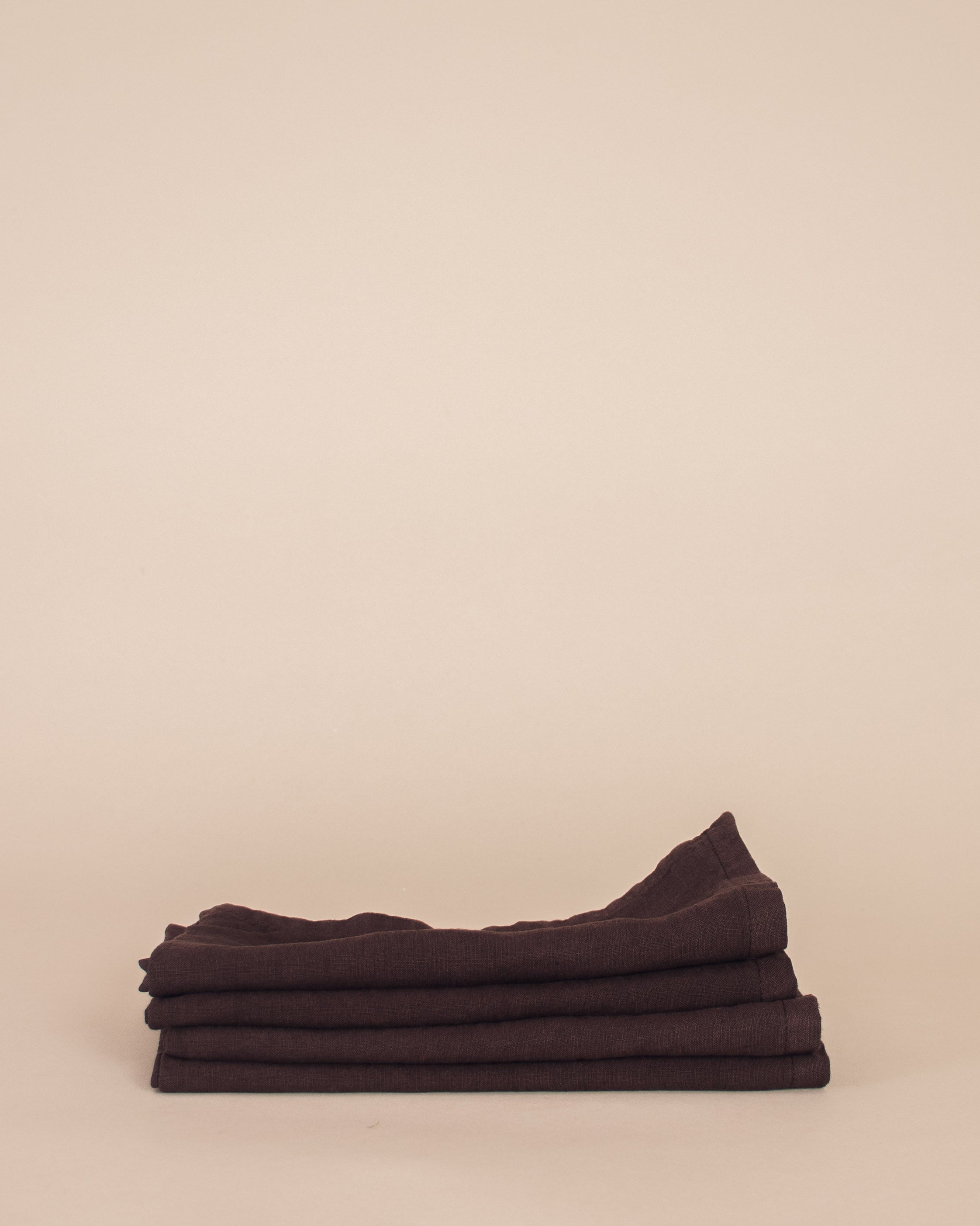 Tela Linen Napkin in Deep Plum - GOOD FRIEND