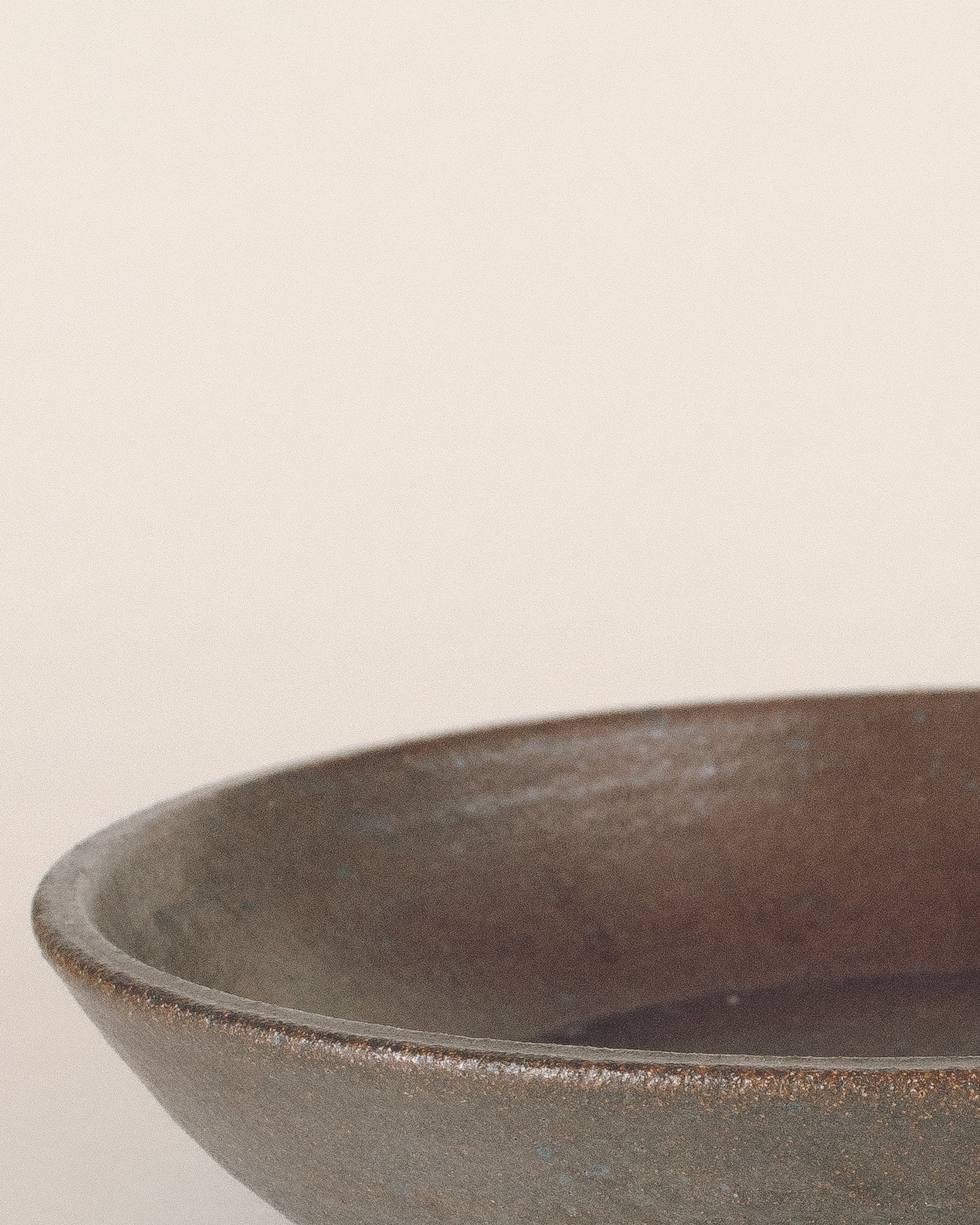 Coupe Bowl in Dark Brown - GOOD FRIEND