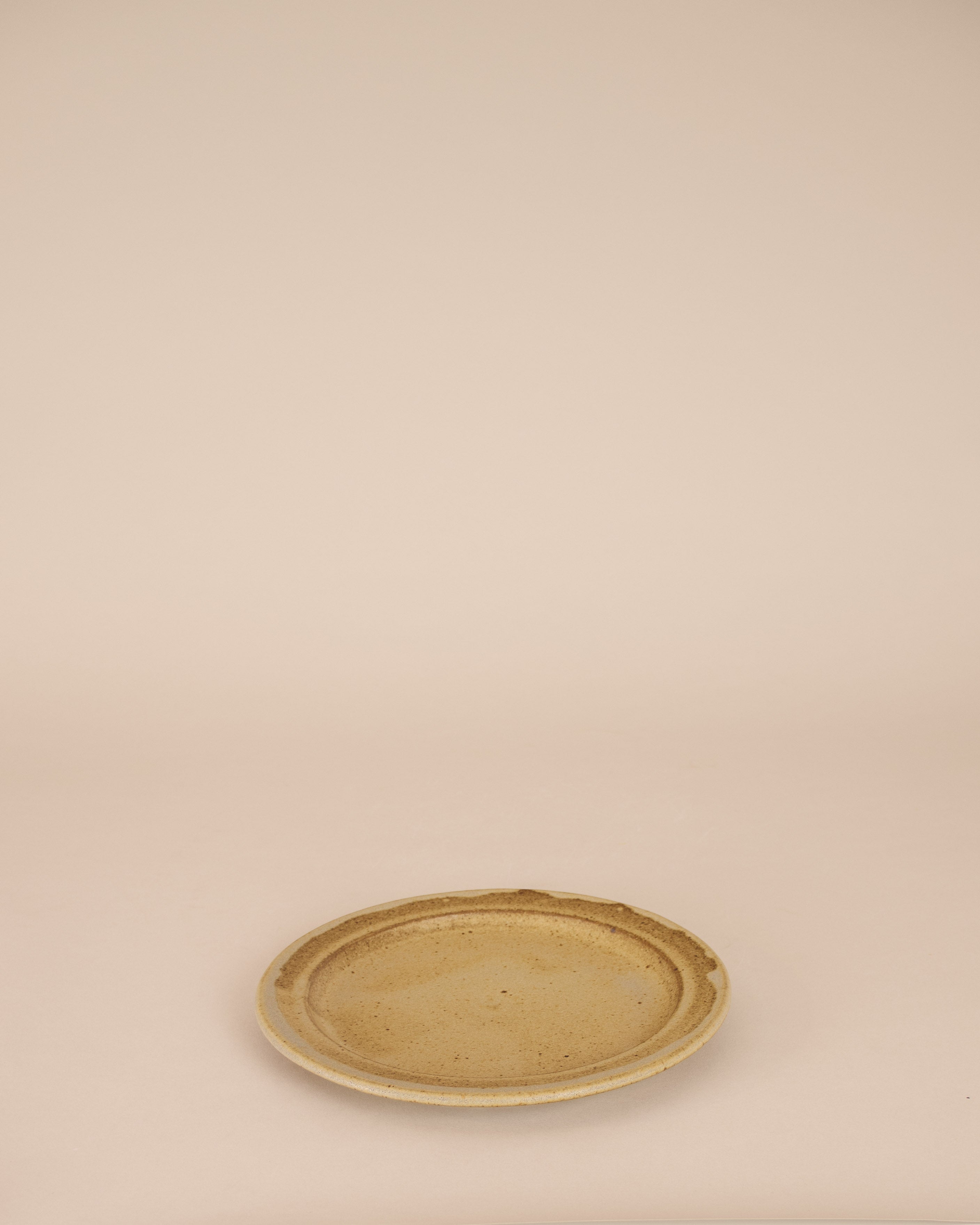 Rimmed Side Plate in Lichen - GOOD FRIEND