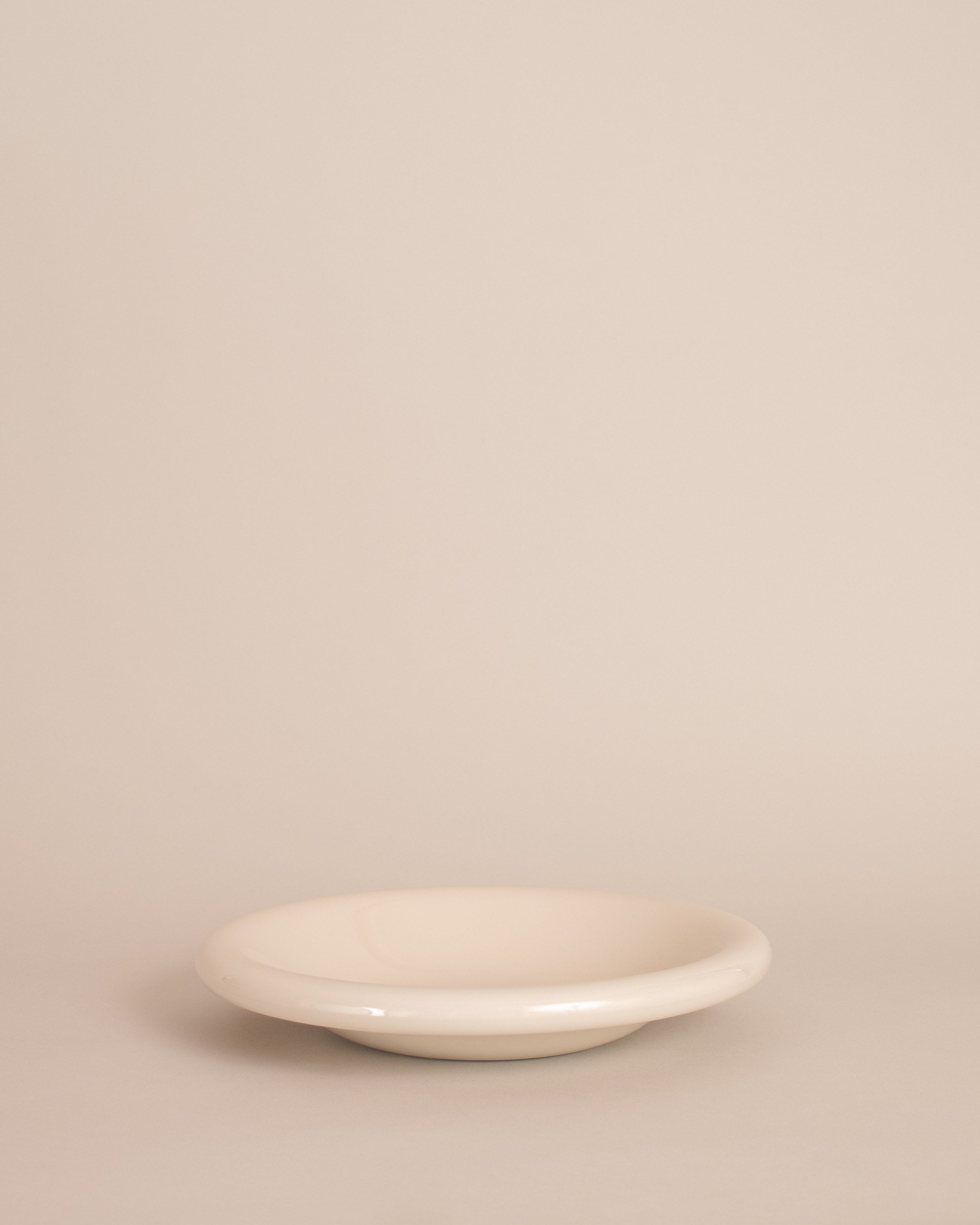 Dinner Dish in Marshmallow - GOOD FRIEND