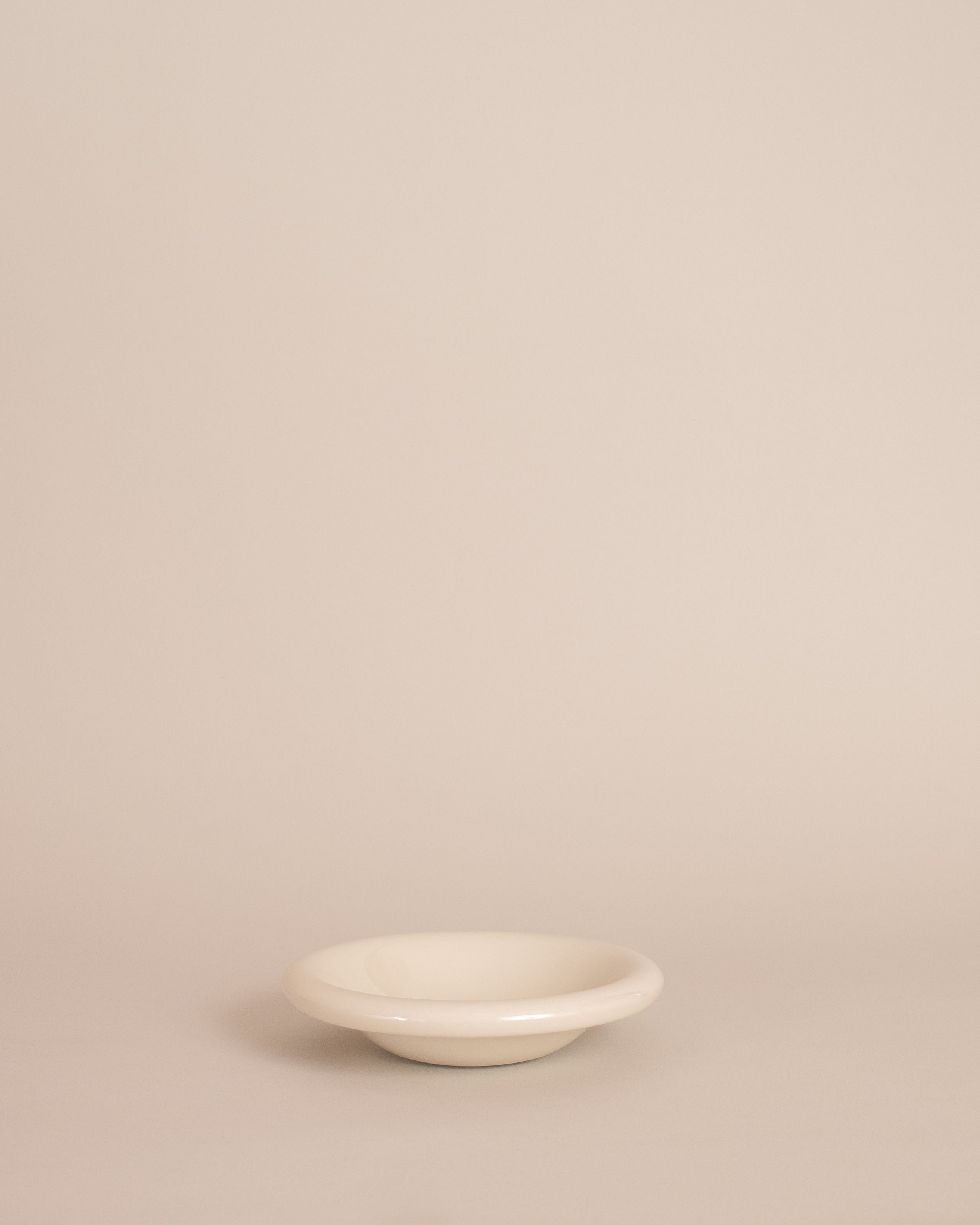 Side Bowl in Marshmallow - GOOD FRIEND