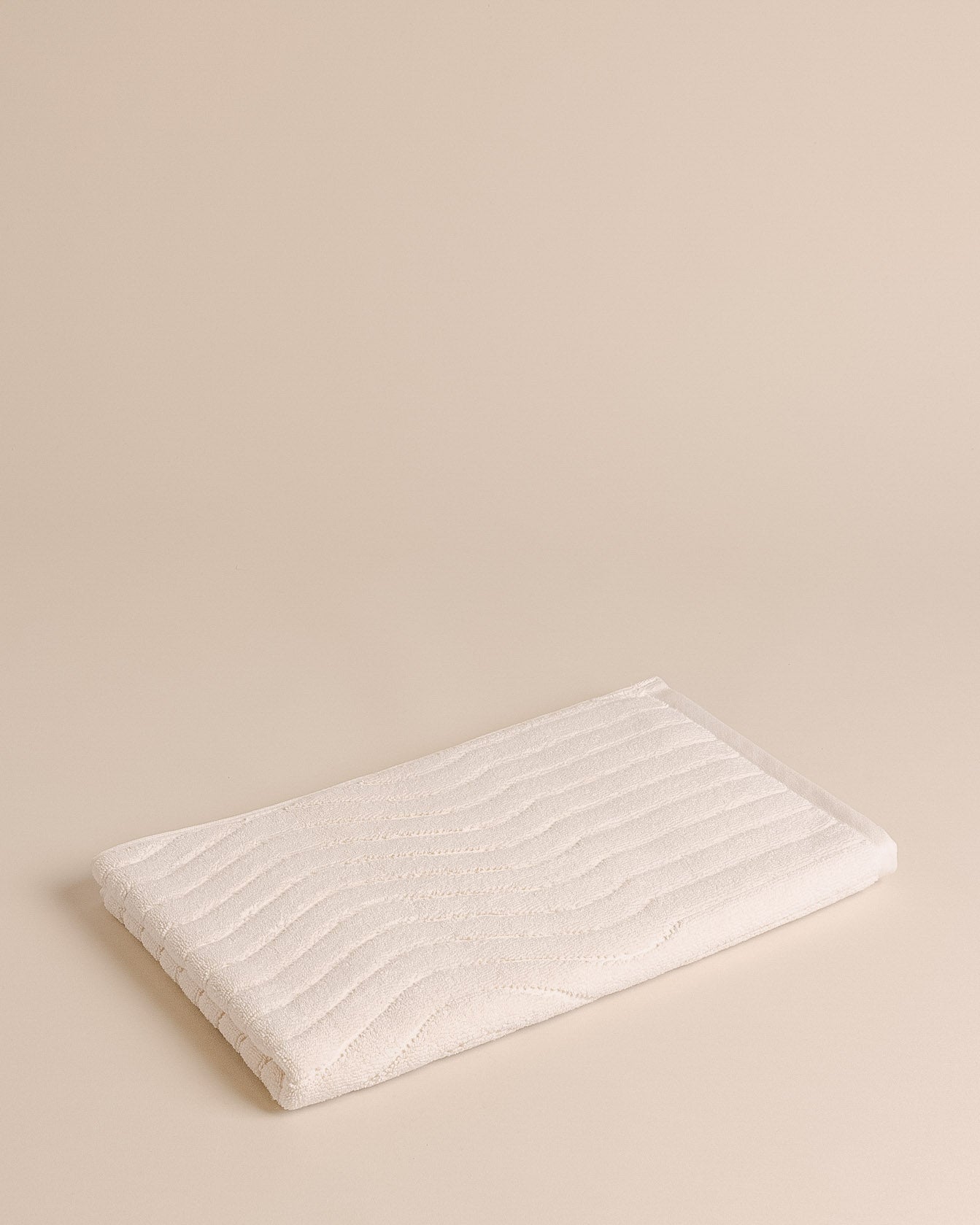 Eyre Bath Mat in Chalk - GOOD FRIEND