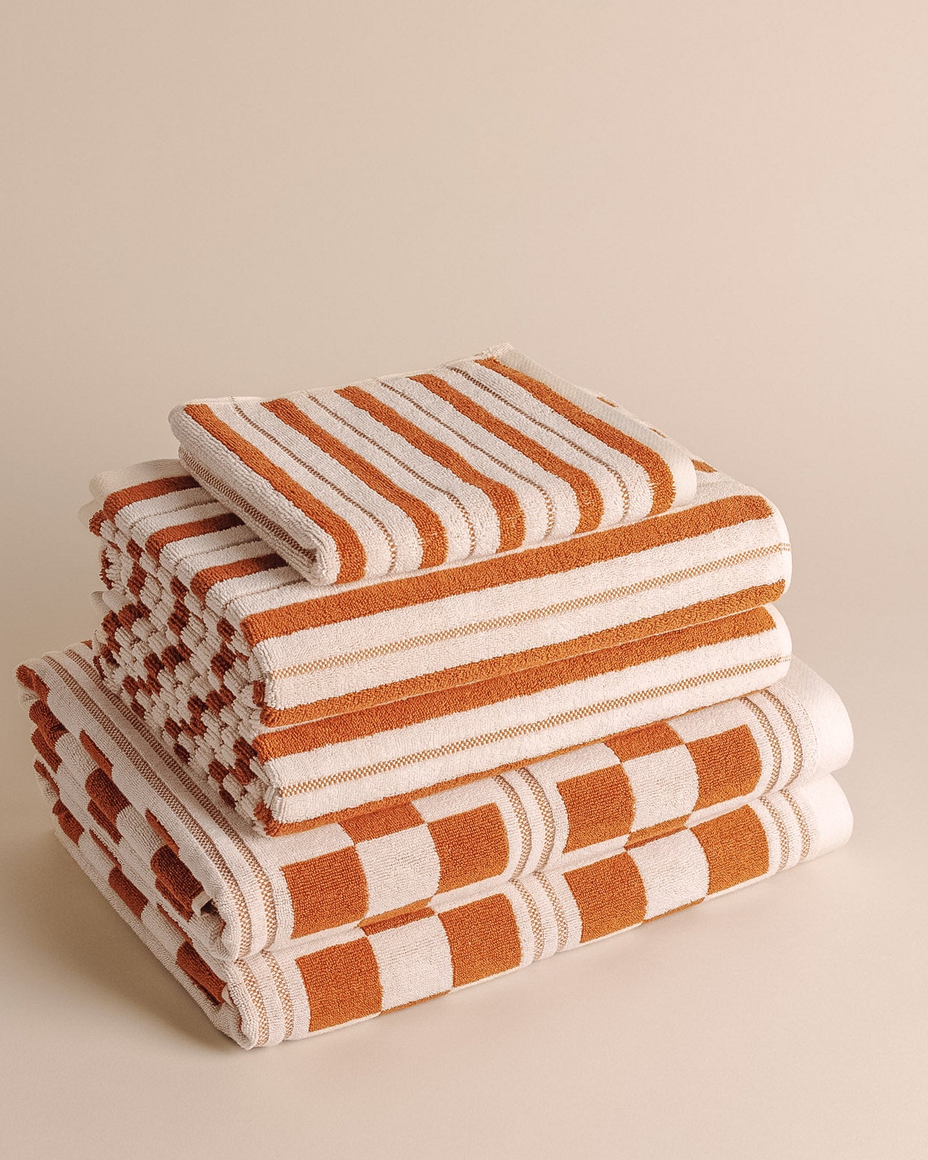 Busby Pool Towel - GOOD FRIEND
