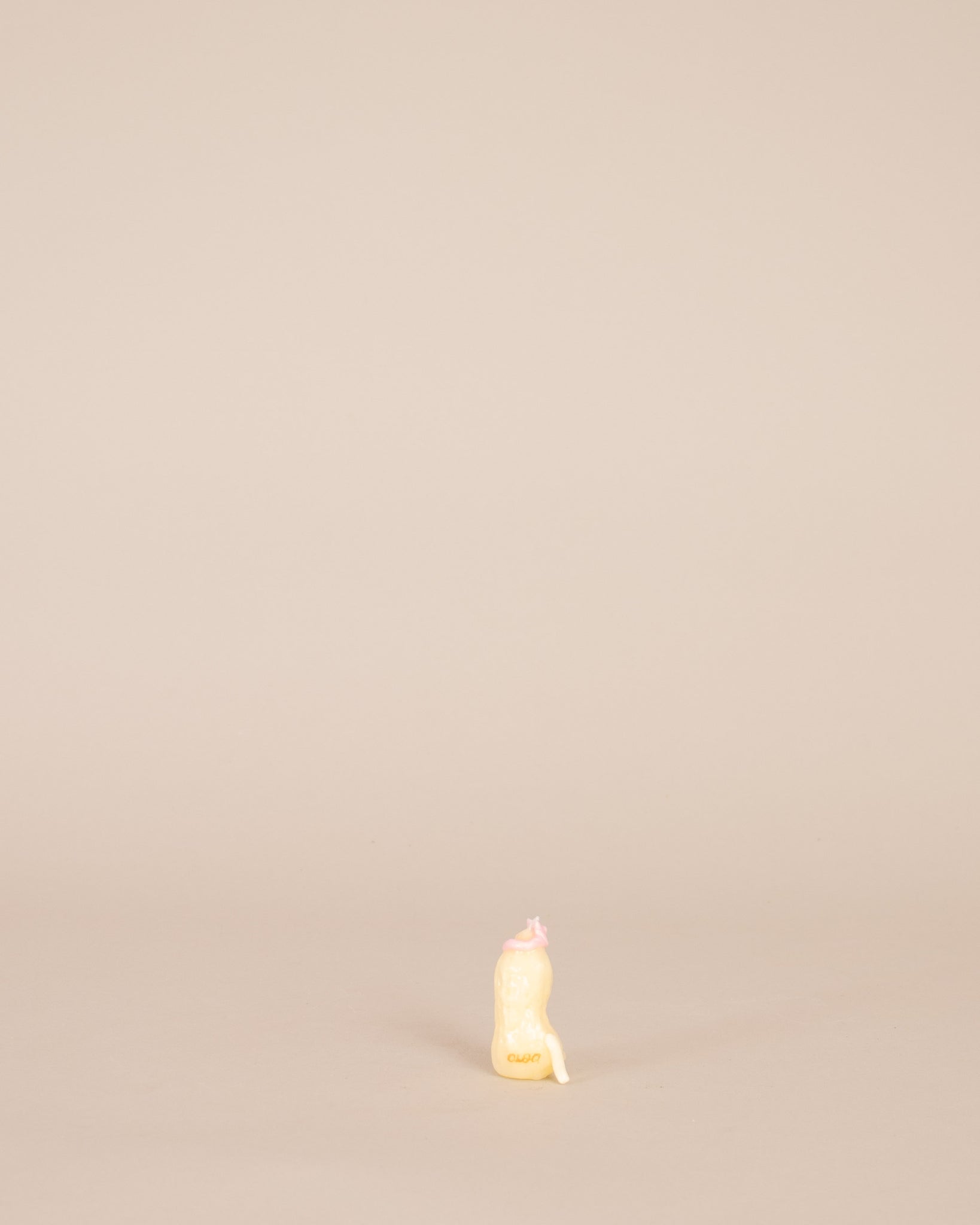 Lucy the Peanut Candle