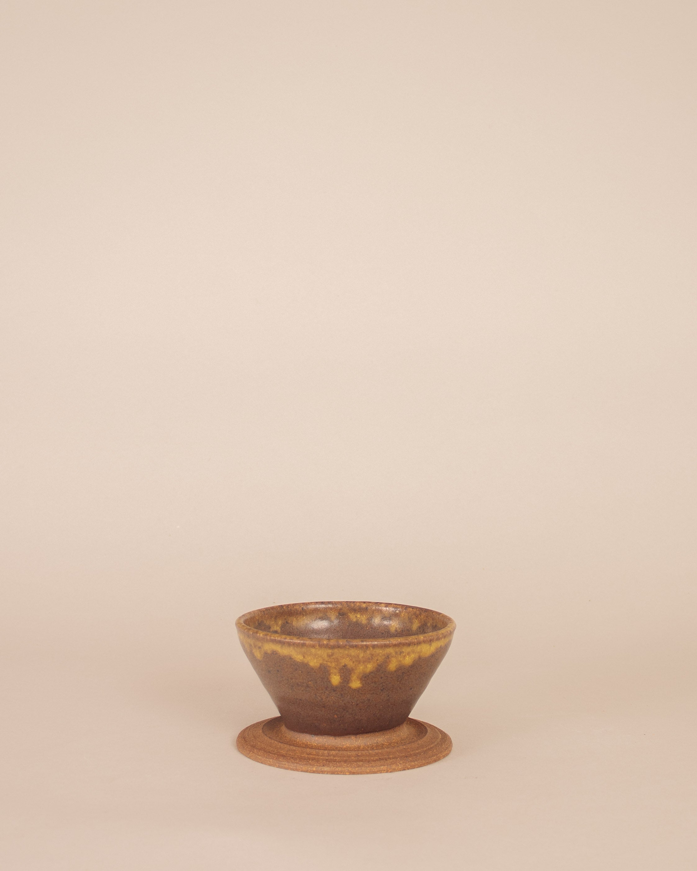 Coffee Dripper in Honey - GOOD FRIEND