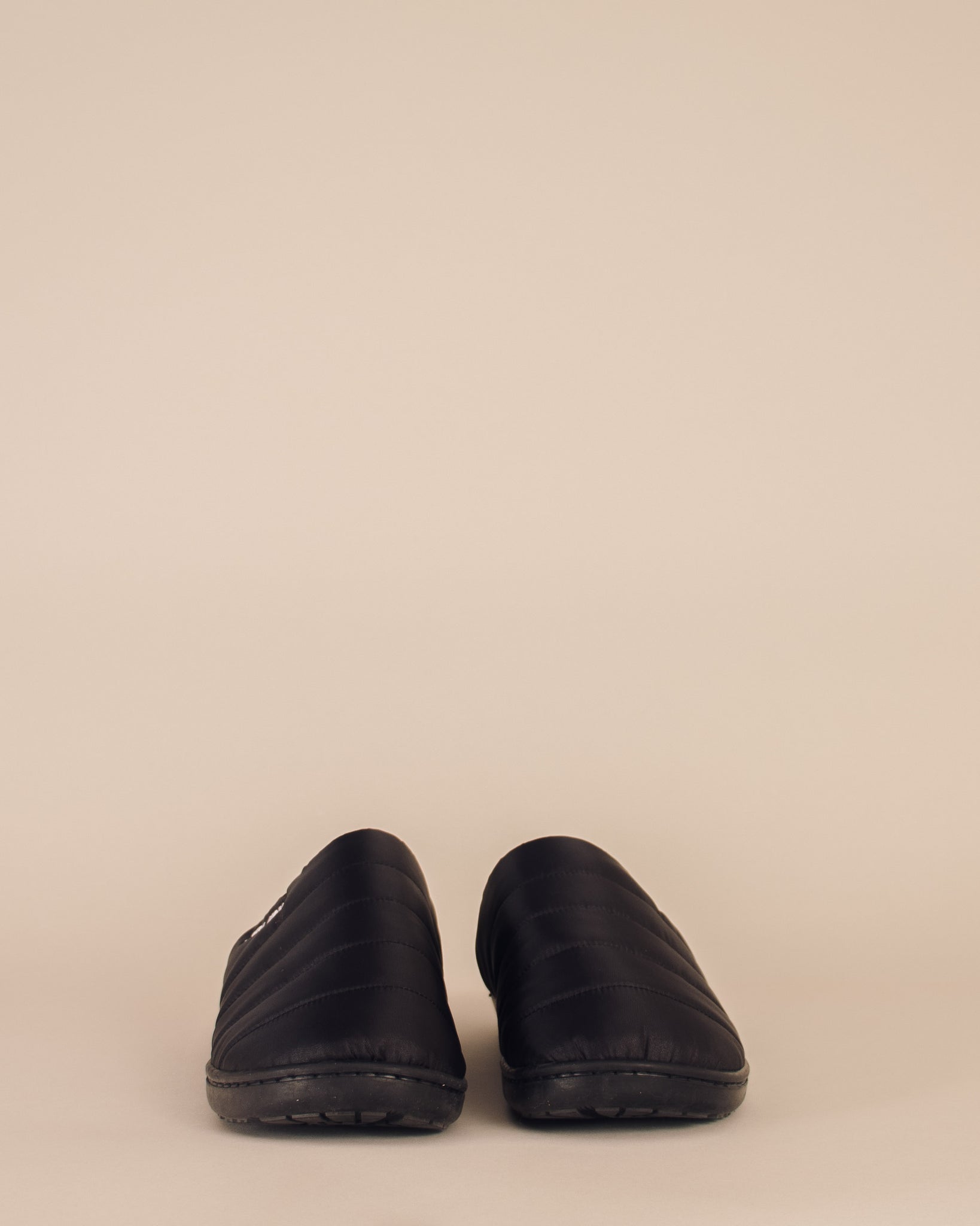 Subu Slippers in Black