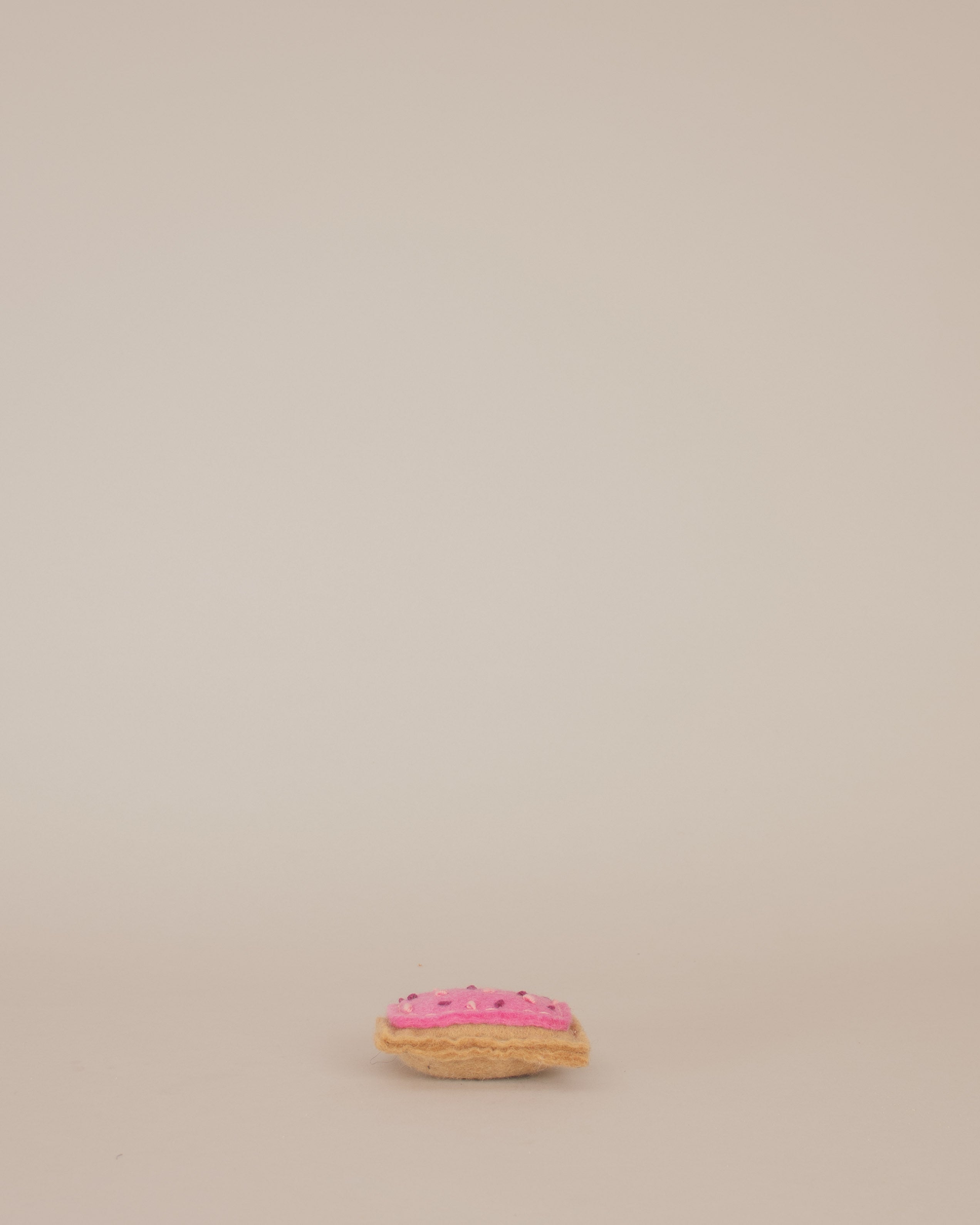 Wool Pop Tart Cat Toy - GOOD FRIEND